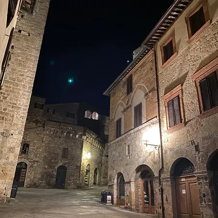 Della Scala San Gimignano